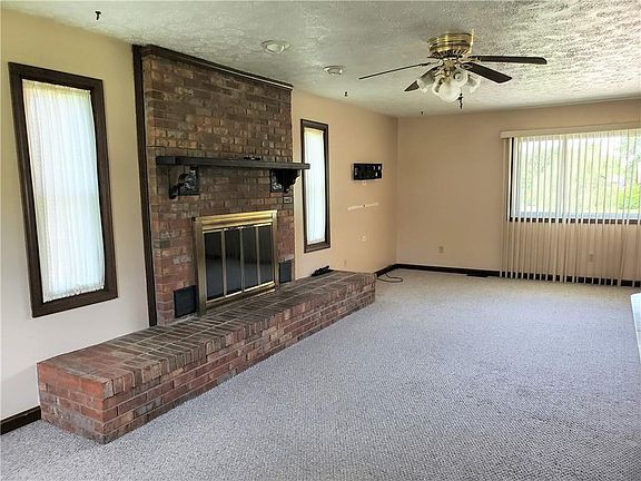 2nd image of 2248 Graham Dr S