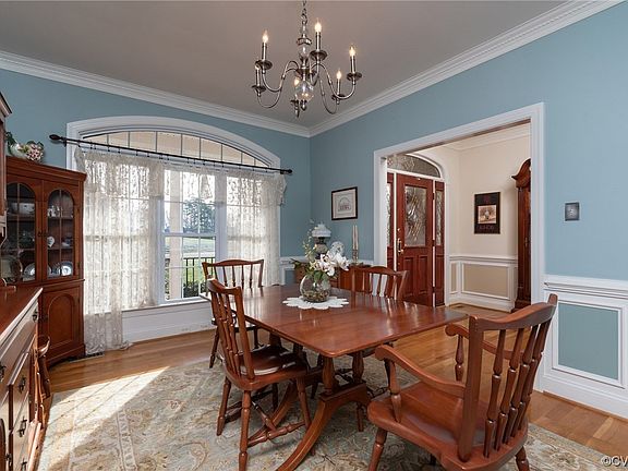 3rd image of 10612 Krenmore Ln