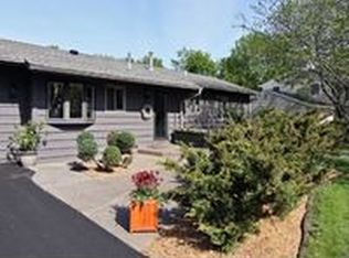 7284 Prairie View Dr, Eden Prairie, MN 55346