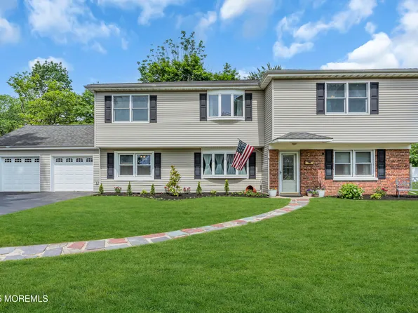 2 Miriam Drive, Matawan, NJ 07747