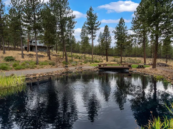 14857 Wildwing Rd, Sisters, OR 97759
