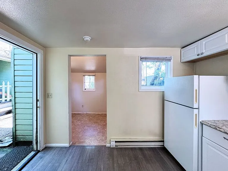 427 Washington St #4 — Photo 6