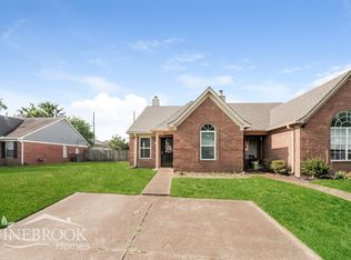 8343 Creek Front Dr, Cordova, TN 38016