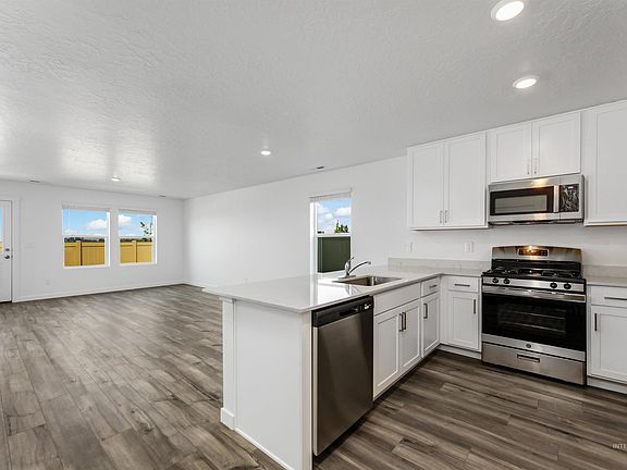 4th image of 2474 W Bee Balm St