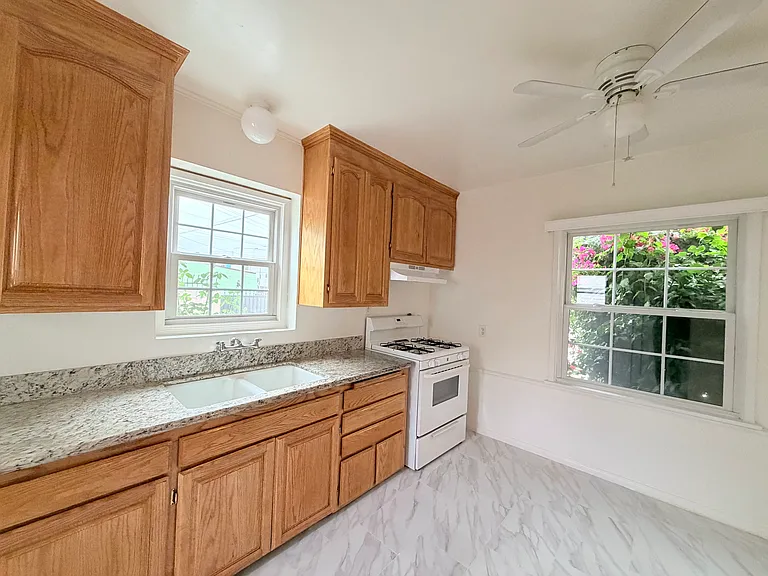 Kitchen with Breakfast Nook