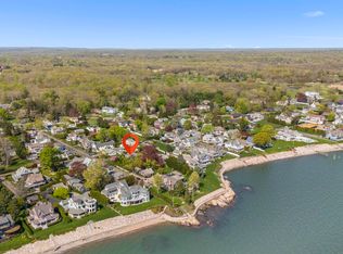 29 Crescent Bluff Ave, Branford, CT 06405