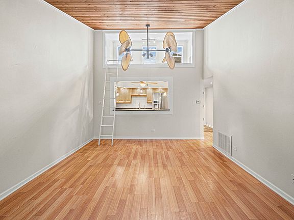 5th image of 14517 Sussex Ct Penthouse 3