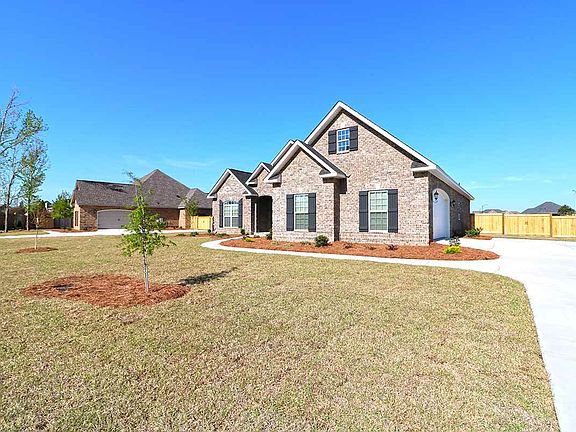 2nd image of 203 Woodlands Blvd