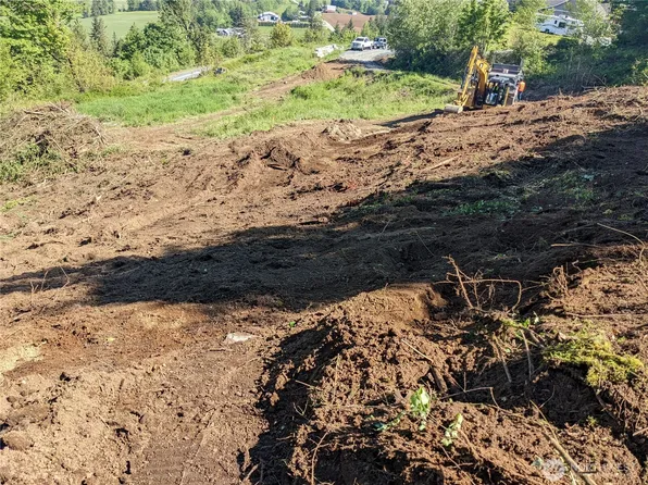 4135 Kamphouse Drive, Sumas, WA 98295