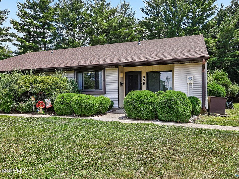1st image of 85 Amberly Drive #D