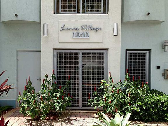 2nd image of 1040 10th St APT 201