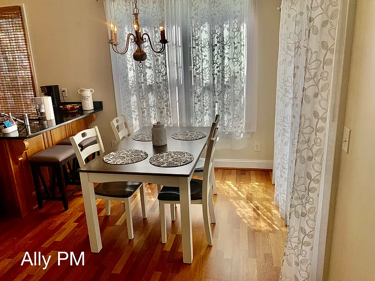1052 Glenwood Station Ln #1 — Photo 4