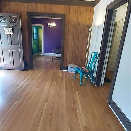 3rd image of 214 Inman Dr