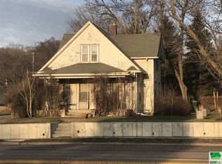 924 Lewis Blvd, Sioux City, IA 51105