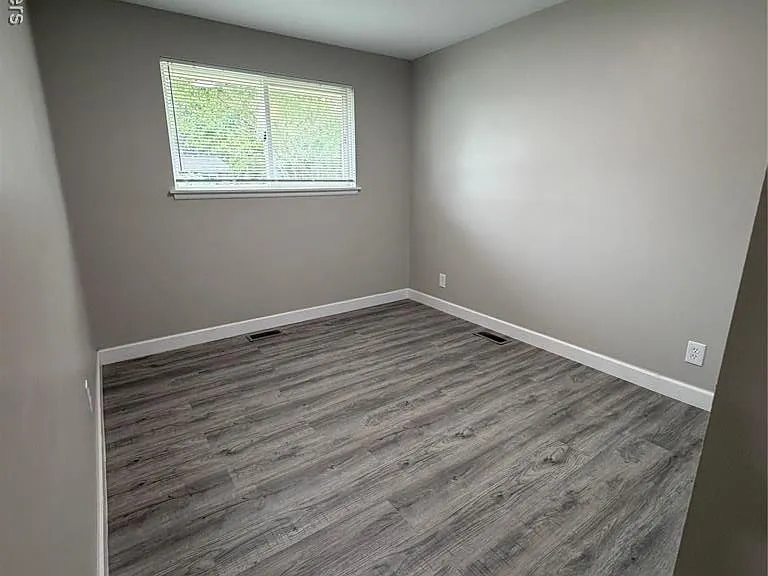 43134 Penny Dr — Photo 8