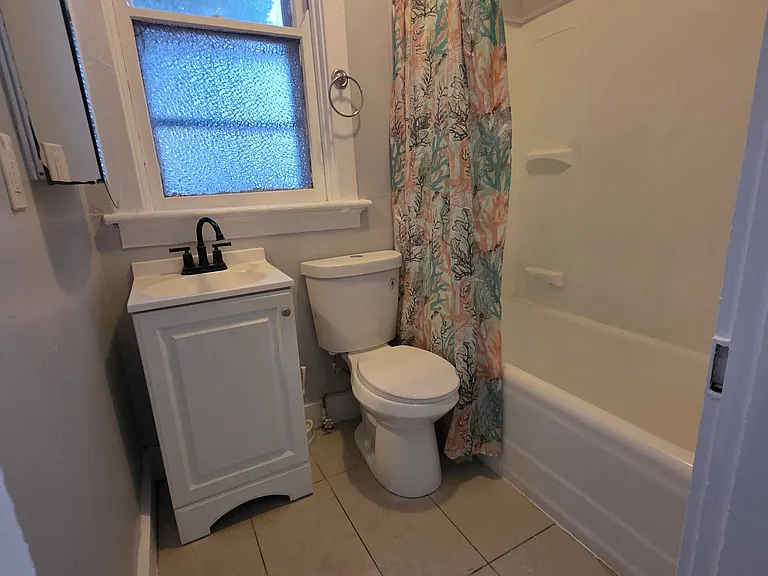 8370 E Main St #2 — Photo 9