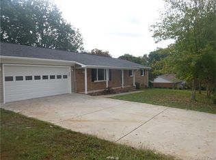 218 Valley St, Statesville, NC 28677