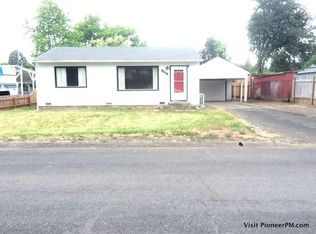 232 W Bradford Ave, Roseburg, OR 97471