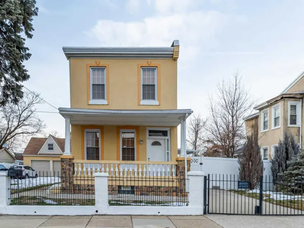 6408 Edmund St, Philadelphia, PA 19135