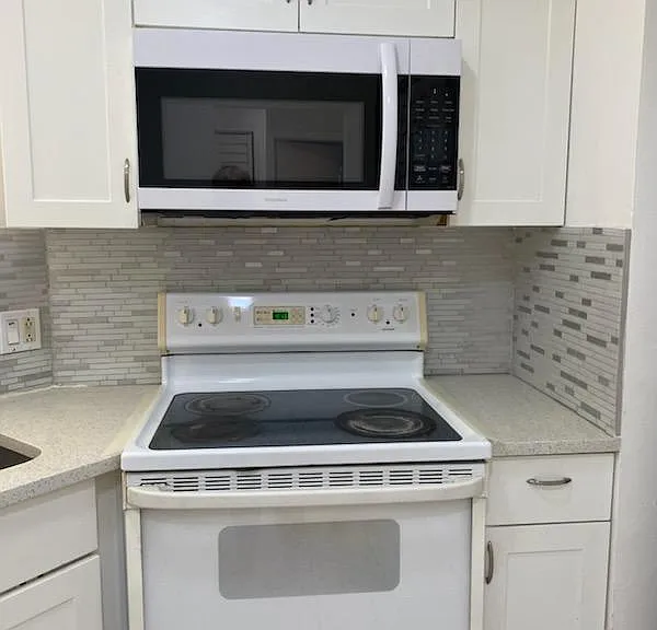 3441 NW 44th St #103 — Photo 9