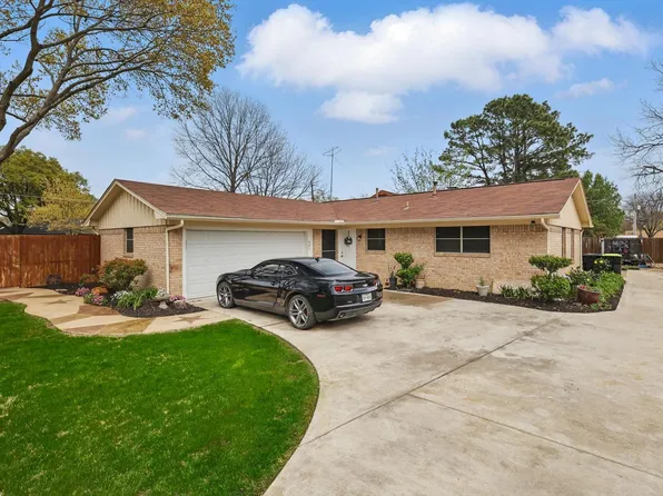 501 S Irick St, Pilot Point, TX 76258