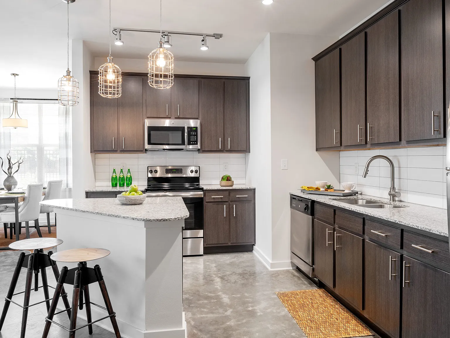 Robley Place Apartments — Photo 1