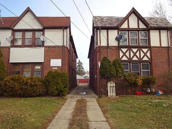 5th image of 1222 Jackson St