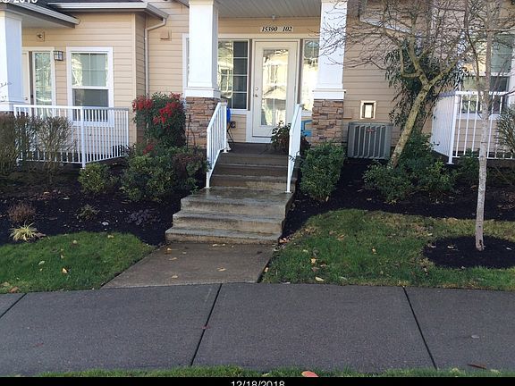 2nd image of 15390 SW Mallard Dr Suite 102