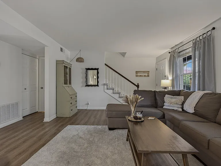 5515 Country Dr — Photo 5
