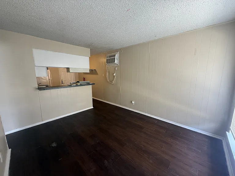 1243 N Lbj Dr #B — Photo 11