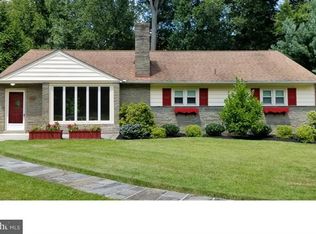 320 Kent Rd, Broomall, PA 19008