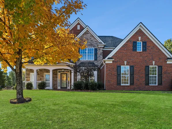 102 Oglethorpe Ave, Gallatin, TN 37066