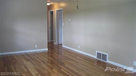 5th image of 1227 South St