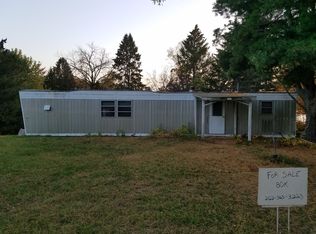 137 Fox Ave, Oxford, WI 53952