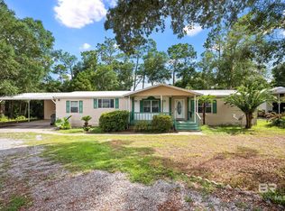 1859 Suavez Cir, Lillian, AL 36549