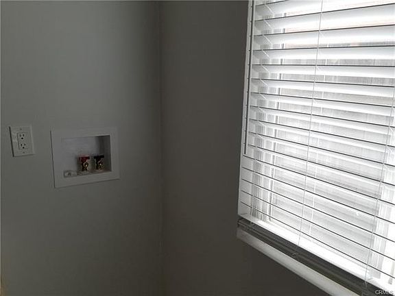 4th image of 319 Gladys Ave APT A