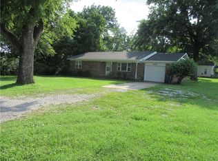 602 N Elm St, Siloam Springs, AR 72761