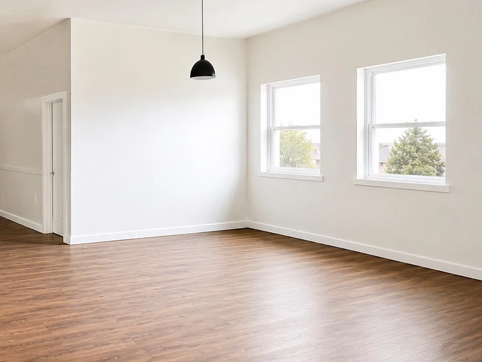 111-117 Park Ave #3