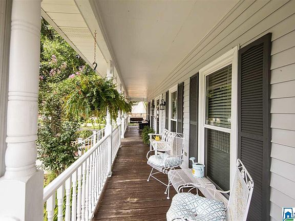 3rd image of 204 Westchester Cir