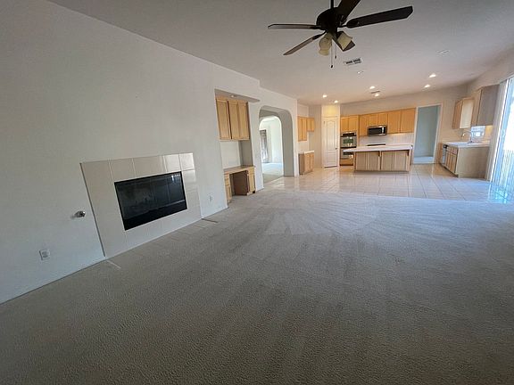 4th image of 12325 Macintosh St