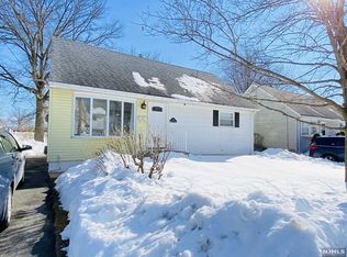 28 Merkel Dr, Bloomfield, NJ 07003