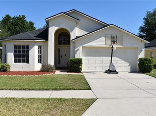 3414 Berry Blossom Ln, Plant City, FL 33567
