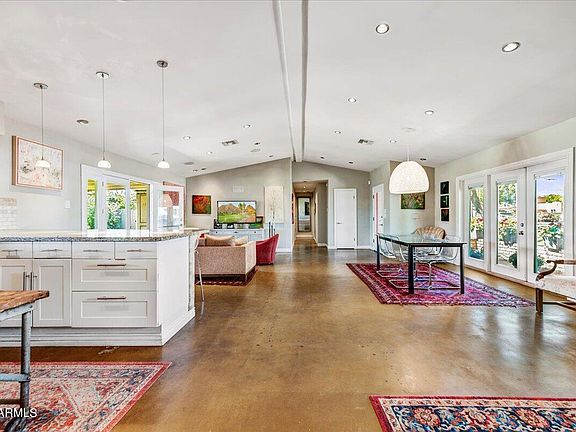 5th image of 4047 E HIGHLAND Avenue