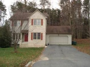 11809 Woodland View Dr, Fredericksburg, VA 22407