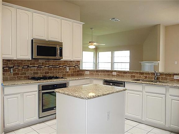 2nd image of 807 Melinda Dr