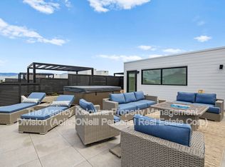 3389 Lakeshore Rd #602, Kelowna, BC V1W4H6