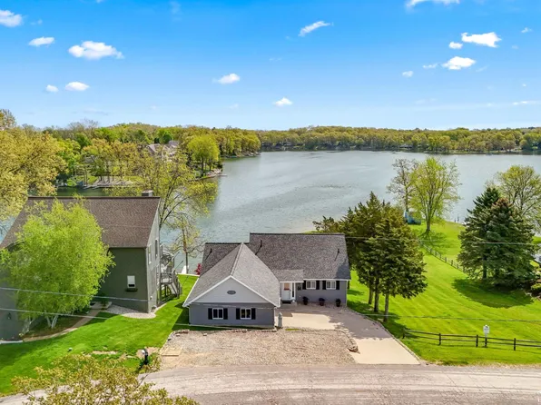 11799 Greenbriar Dr, Jerome, MI 49249