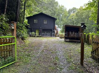 316 Rules Run Rd, Clyde, NC 28721
