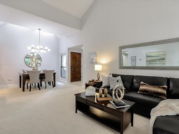 3rd image of 1772 Braddock Ct