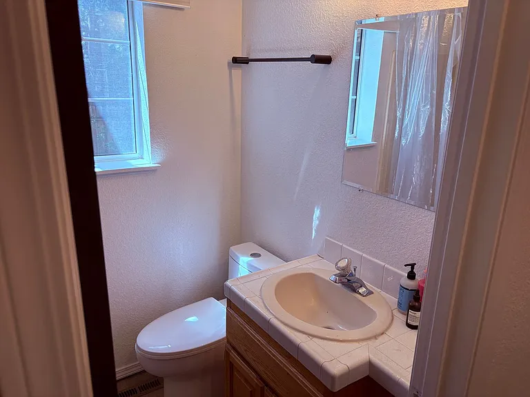 952 Kekin St — Photo 14